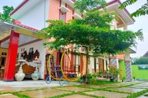 Rumah Villa Mewah Bagus 2 lantai Full Furnish
