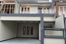 Rumah Mewah 2 Lantai Semi Furnish Di Solobaru