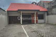 Sewa / Jual Rumah Baru di Serengan
