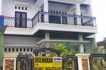 Disewakan Rumah Mewah 7 kamar