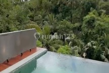 Villa Mewah Dalam Resort Dekat Ubud Center