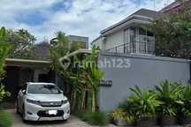 Villa Menawan Di Pusat Pariwisata Pantai Sanur