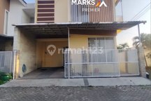 Rumah Super Strategis Pusat Kota di Soekarno Hatta Malang