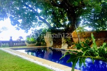 400m² Beachfront 3 BR Villa Tradisional Style Lovina Bali 