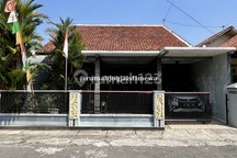 Rumah Besar Dalam Perumahan di Purwomartani Kalasan