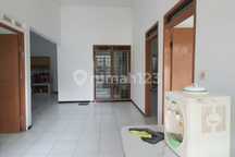 Rumah minimalis bagus Puri Anjasmoro 3 KT 2 KM