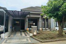 Rumah Sewa Bagus Di Graha Estetika Shm Semi Furnished