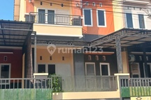 Rumah 2 Lantai di Tembalang