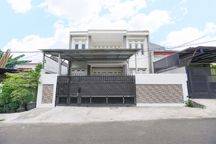 Rumah Idaman Keluarga Baru Renov 13 menit ke Gerbang Tol Cisalak 3 Dibantu KPR  J14506