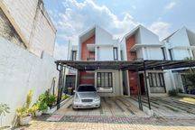 Rumah 2 Lt Mewah Hadap Selatan Siap KPR 13 Mnt ke Living Plaza Cinere Bisa Nego J24952