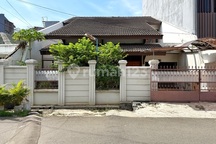 Rumah Lama Hitung Tanah Lokasi Prime Tanjung Duren Jakarta Barat