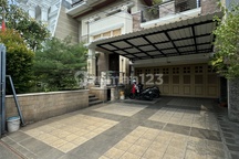 Rumah Mewah 3Lt Jalan Boulevard Puri Indah Dekat Jakarta Barat