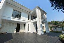 Dijual Rumah Modern Sudah Renovasi Di Daerah Kuningan Dengan Private Pool