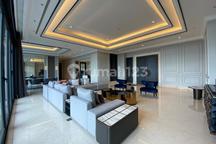 Disewakan Unit Luxury Daerah Strategis Private Lift 4Br Raffles Residence
