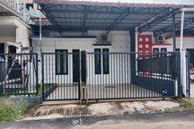 Rumah 2 Lantai  Siap Huni  Jl. Sungai Raya Dalam