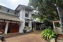 Mewah! Dijual Rumah Premium Idaman Lokasi Favorit Kemang