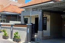 Disewakan atau dijual rumah siap huni di perumahan taman griya