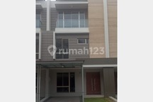 Dijual Rumah Golf Island Pik Uk 6X12,5 3+1 Kt Hadap Barat Daya