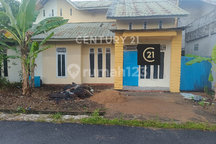 Rumah Stategis Dekat Pusat Kota dan Halaman Luas