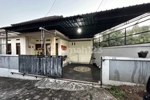 Disewakan Rumah Butuh Minim Renovasi SHM di Nyitdah