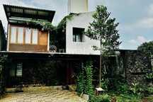 Rumah Bagus Siap Huni di Emerald Bintaro