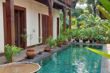 Rumah Etnik Di Menteng Jakarta Pusat Desain Rumah Belanda Bali 