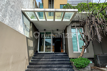 Rumah Tingkat bisa untuk Kantor 5 Menit ke Mall Kemvill