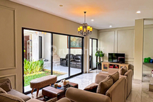 Rumah 2 Lantai di Pekayon Ampera Kemang Jakarta Selatan SHM
