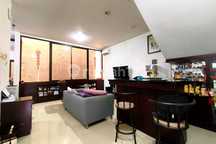 Rumah Rapih 3Lantai Permata Buana