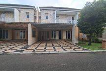 Di Sewakan Rumah Cluster Lotus Summarecon Bekasi