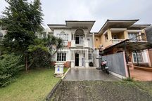 Dijual Murah Rumah Siap Huni di Cluater Depan Kota Wisata