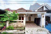 Rumah SHM Hadap Selatan dekat Kcm Jatiasih Bebas Banjir J18402