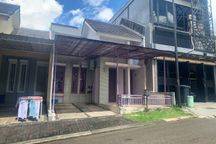 Rumah SHM 10 menit ke Living World Kota Wisata Siap Huni DIbantu KPR J34794