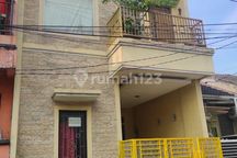 Rumah Bebas Banjir 15 Menit ke Terminal Bekasi 3 Kt Siap Huni J38590