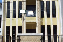 Rumah 2 Carport 10 Menit ke Cinere Bellevue Mall 2 Lt Hadap Selatan J38157