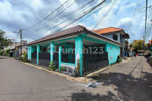 Rumah Hook Strategis 8 Menit ke Gerbang Tol Veteran 2 Siap KPR J42274