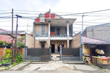 Rumah Kos Dekat Gerbang Tol Karawaci 2 Hadap Selatan Dibantu KPR J46373