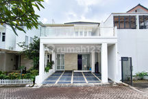 Rumah 5 Kamar Tidur SHM 12 Menit ke Gerbang Tol Kampung Rambutan J-45033