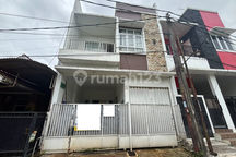 Rumah LB 132 Hadap Utara 10 Menit ke Gerbang Tol Serpong 2 J-40035