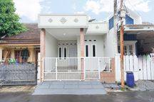 Rumah SHM Freee Renov Semi Furnished dekat Sekolah dan Mall di Bekasi J21265