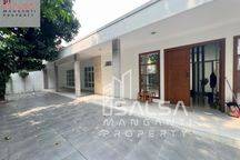 Disewqkan Rumah Cantik Murah Siap Huni Bisa Kantor Harga Rp.600 Juta Lokasi Strategis Area Menteng Jakarta Pusat