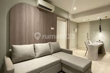 Luxury ! Dijual Cepat Apartement Landmark Residence 1Br Furnished