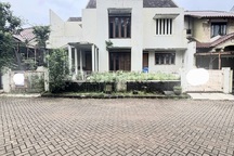 Dijual Rumah Hitung Tanah Harga NJOP (10 Menit ke St MRT Lebak Bulus)