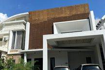Dijual rumah minimalis baru Royal Residence