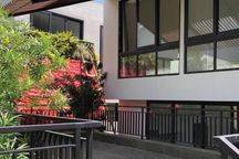 Termurah! Townhouse Private Kemang 760m2 With Pool
