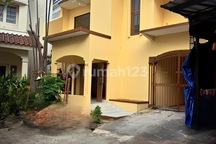 Turun! Jual Rumah Renovasi 152 M2 Di Villa Graha Hijau, Ciputat