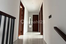 Banting Harga Murah! Pengen Jual Cepat Rumah Tatar Baru Ada Taman Belakang di Nilapadmi Kota Baru Parahyangan Padalarang Bandung