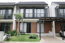 Jual Rumah Baru 2 Lantai Furnish di Kota Baru Parahyangan Bandung