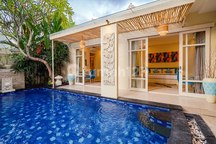 Peaceful-3 Bedroom Modern Villa 5 Minutes to Kuta Beach