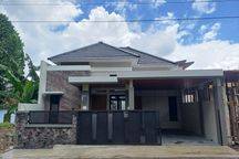 Rumah Baru Elegan Modern di Sleman 8 Menit Ke Kampus Uii 